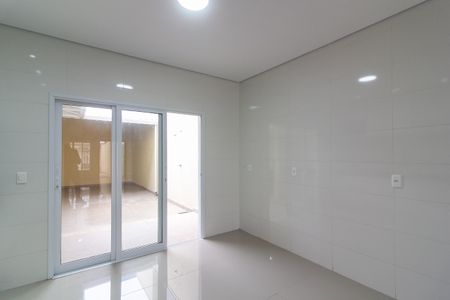 Casa para alugar com 190m², 3 quartos e 2 vagas Casa para alugar com 190m², 3 quartos e 2 vagasCozinha