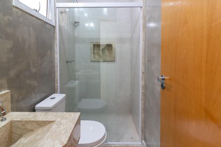 Casa para alugar com 190m², 3 quartos e 2 vagas Casa para alugar com 190m², 3 quartos e 2 vagasBanheiro Suíte 3