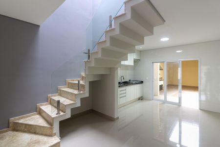 Sala de casa à venda com 3 quartos, 190m² em Campo Grande, São Paulo