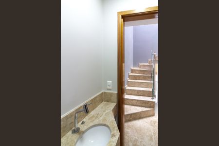 Casa para alugar com 190m², 3 quartos e 2 vagas Casa para alugar com 190m², 3 quartos e 2 vagasLavabo