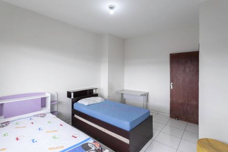 Casa para alugar com 220m², 3 quartos e 4 vagas Casa para alugar com 220m², 3 quartos e 4 vagasQuarto 2