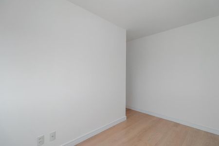 Quarto de apartamento à venda com 2 quartos, 52m² em Humaitá, Porto Alegre