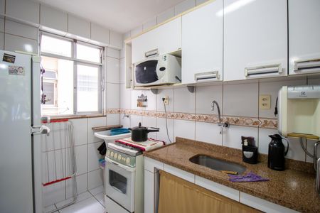 Apartamento à venda com 56m², 2 quartos e 1 vaga Apartamento à venda com 56m², 2 quartos e 1 vagaCozinha