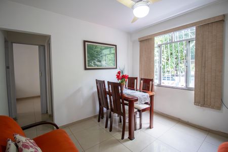 Sala de apartamento à venda com 2 quartos, 56m² em Irajá, Rio de Janeiro