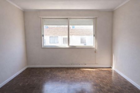 Quarto  de apartamento para alugar com 1 quarto, 43m² em São João, Porto Alegre