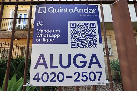 Apartamento para alugar com 108m², 3 quartos e sem vagaPlaquinha instalada