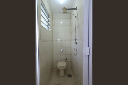 Apartamento para alugar com 108m², 3 quartos e sem vagaBanheiro da dependência