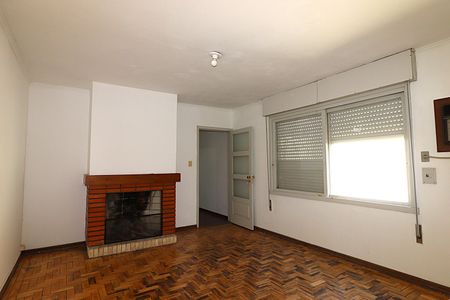 Sala de apartamento para alugar com 3 quartos, 108m² em Santa Cecília, Porto Alegre