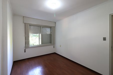 Quarto 1 de apartamento para alugar com 3 quartos, 108m² em Santa Cecília, Porto Alegre