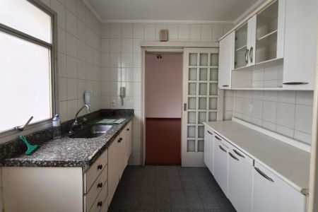 Apartamento à venda com 46m², 1 quarto e 1 vaga Apartamento à venda com 46m², 1 quarto e 1 vagaCozinha