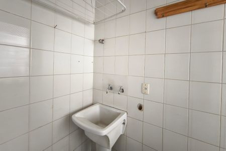 Apartamento à venda com 46m², 1 quarto e 1 vaga Apartamento à venda com 46m², 1 quarto e 1 vagaÁrea de Serviço