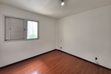 Quarto de apartamento à venda com 1 quarto, 46m² em Centro, Campinas