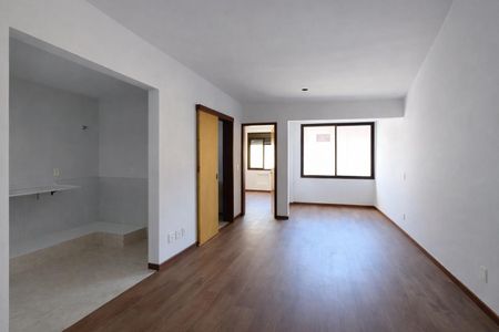 Sala  de apartamento para alugar com 1 quarto, 42m² em Centro Histórico, Porto Alegre