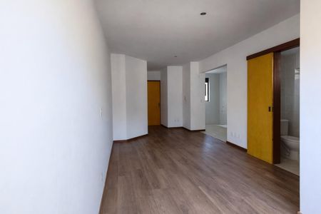 Sala  de apartamento para alugar com 1 quarto, 42m² em Centro Histórico, Porto Alegre