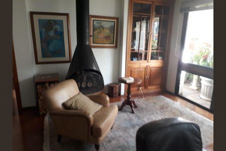 Apartamento à venda com 3 quartos, 226m² em Moema, São Paulo