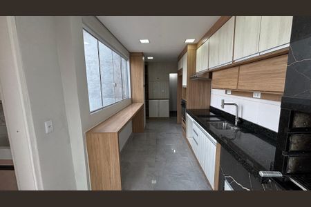 Apartamento à venda com 90m², 3 quartos e 2 vagasCobertura - Cozinha