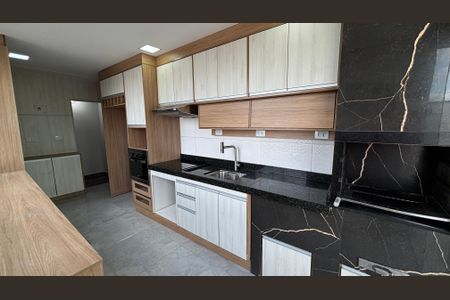 Apartamento à venda com 90m², 3 quartos e 2 vagasCobertura - Cozinha