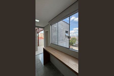 Apartamento à venda com 90m², 3 quartos e 2 vagasCobertura - Cozinha