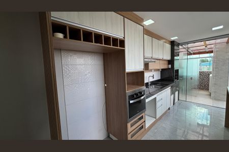 Apartamento à venda com 90m², 3 quartos e 2 vagasCobertura - Cozinha