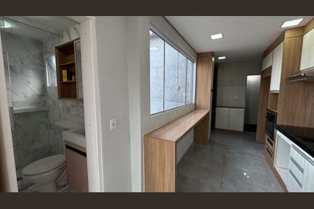 Apartamento à venda com 90m², 3 quartos e 2 vagasCobertura - Cozinha
