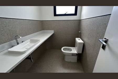 Casa de condomínio à venda com 493m², 4 quartos e 2 vagas Casa de condomínio à venda com 493m², 4 quartos e 2 vagasLavabo 2
