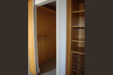 Apartamento à venda com 3 quartos, 134m² em Real Parque, São Paulo