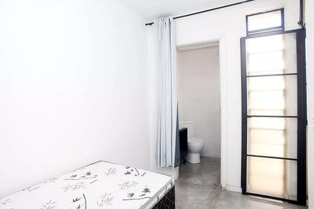 Quarto 1 de apartamento para alugar com 2 quartos, 65m² em Cidade Baixa, Porto Alegre
