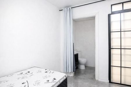 Quarto 1 de apartamento para alugar com 2 quartos, 65m² em Cidade Baixa, Porto Alegre