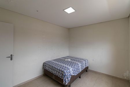 Casa à venda com 200m², 3 quartos e 2 vagas Casa à venda com 200m², 3 quartos e 2 vagasQuarto 2