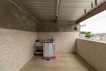 Casa à venda com 200m², 3 quartos e 2 vagas Casa à venda com 200m², 3 quartos e 2 vagasÁrea de Serviço