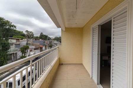 Casa à venda com 200m², 3 quartos e 2 vagas Casa à venda com 200m², 3 quartos e 2 vagasVaranda Suíte