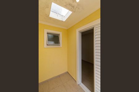 Casa à venda com 200m², 3 quartos e 2 vagas Casa à venda com 200m², 3 quartos e 2 vagasVaranda Quarto 1