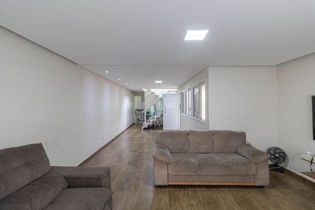 Sala de casa para alugar com 3 quartos, 200m² em Parque Cisper, São Paulo