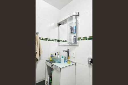 Apartamento à venda com 65m², 2 quartos e sem vagaBanheiro 