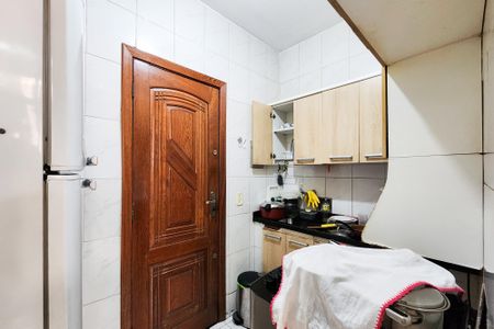 Apartamento à venda com 65m², 2 quartos e sem vagaCozinha 