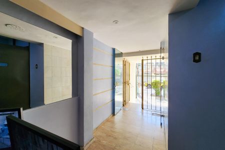 Apartamento à venda com 65m², 2 quartos e sem vagaÁrea Comum 