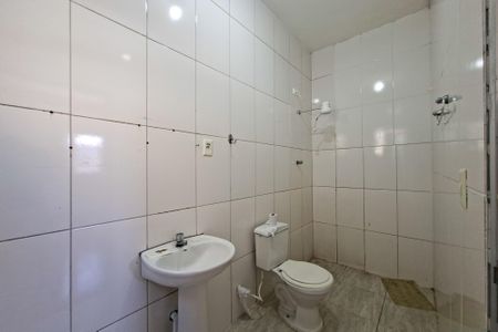 Banheiro da Suíte de casa para alugar com 3 quartos, 95m² em Cidade das Crianças, Praia Grande