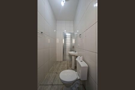 Casa para alugar com 95m², 3 quartos e 3 vagasBanheiro 