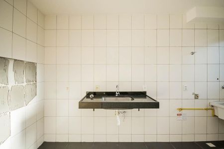 Cozinha  de apartamento para alugar com 2 quartos, 40m² em Jardim Dona Leopoldina, Porto Alegre