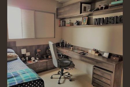 Apartamento à venda com 4 quartos, 220m² em Campo Belo, São Paulo