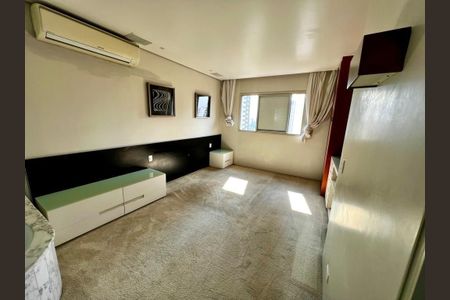 Apartamento à venda com 4 quartos, 220m² em Campo Belo, São Paulo