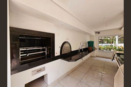 Apartamento à venda com 2 quartos, 110m² em Vila Suzana, São Paulo