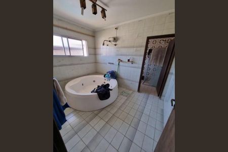 Casa à venda com 3 quartos, 300m² em Vila Cruzeiro, São Paulo