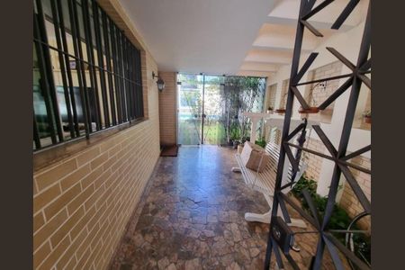 Casa à venda com 3 quartos, 300m² em Vila Cruzeiro, São Paulo