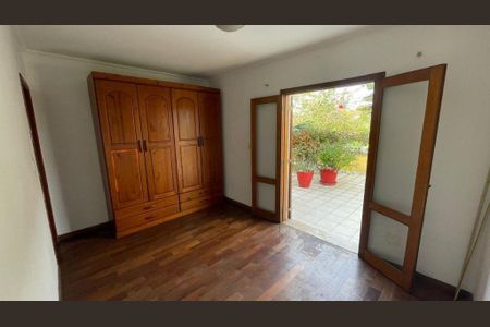 Casa à venda com 6 quartos, 302m² em Super Quadra Morumbi, São Paulo