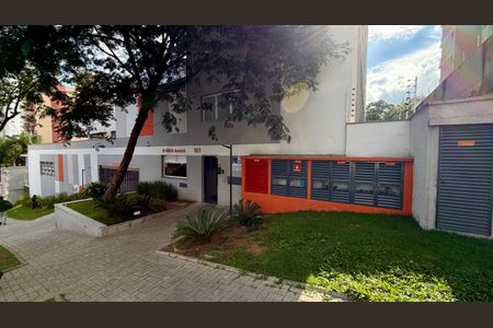 Apartamento para alugar com 37m², 2 quartos e 1 vagaFachada e portaria