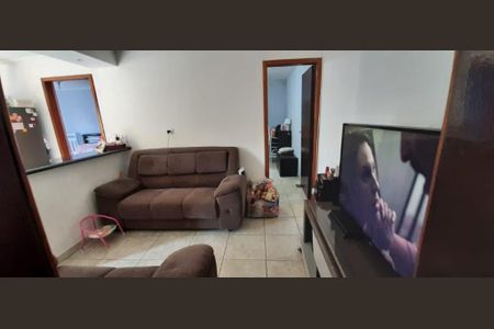 Casa à venda com 3 quartos, 275m² em Balneário São Francisco, Diadema