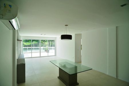 Sala de apartamento à venda com 3 quartos, 310m² em Barra da Tijuca, Rio de Janeiro