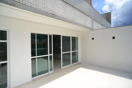 Apartamento à venda com 310m², 3 quartos e 3 vagasVaranda