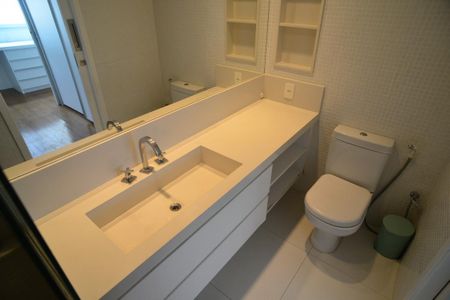 Apartamento à venda com 310m², 3 quartos e 3 vagasBanheiro Suíte